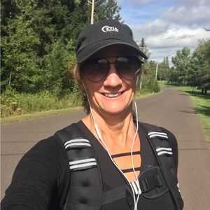 Meet your Posher, Rita